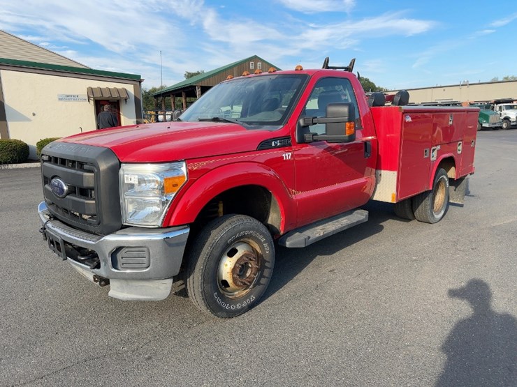 2012-ford-f350-xl-image-1