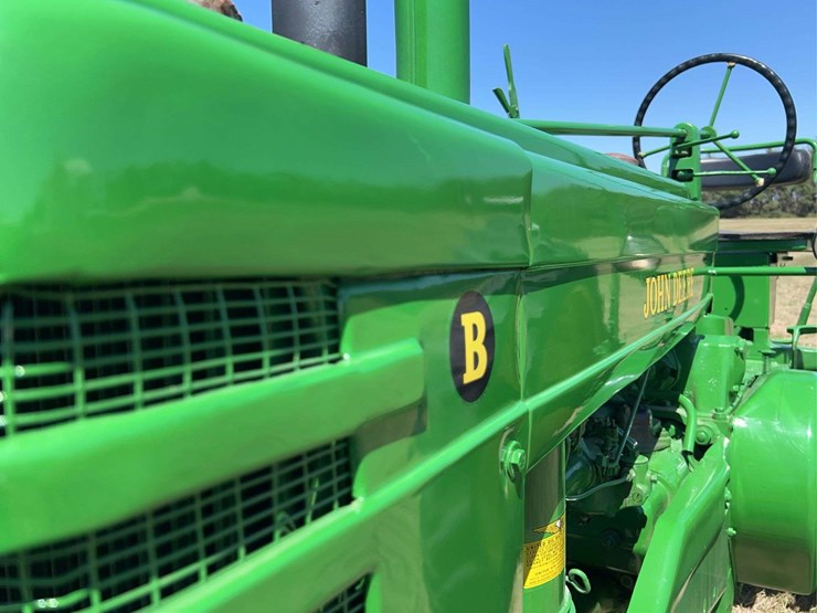 john-deere-model-b-image-14
