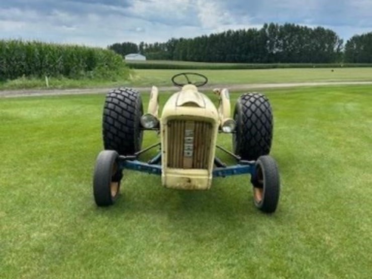 ford-2000-image-40