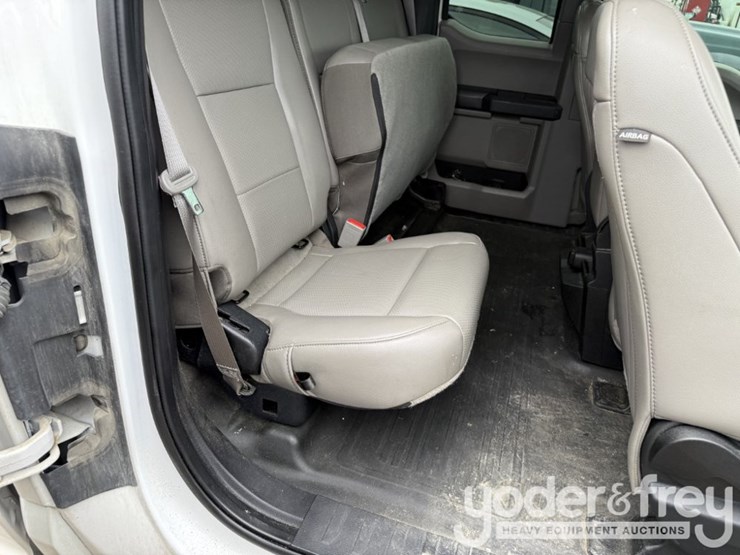 2020-ford-f150-image-26