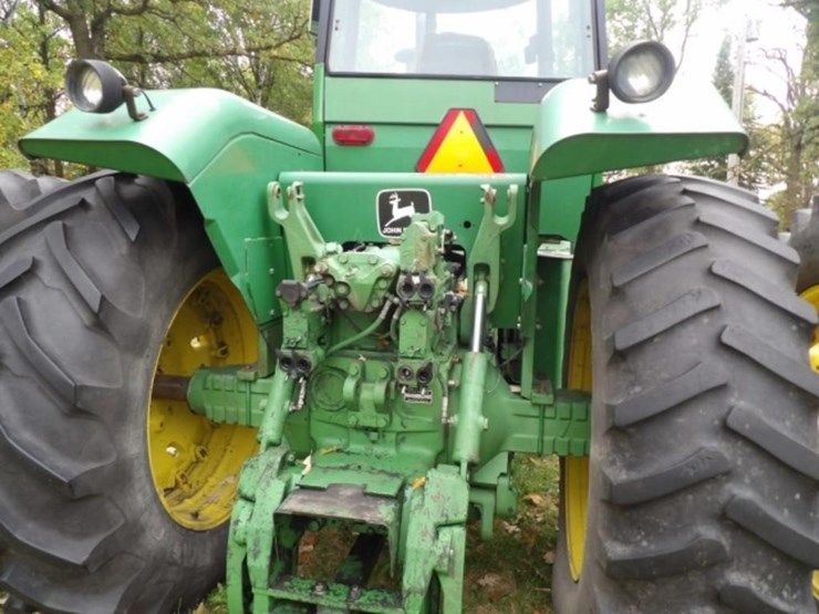 1981-john-deere-8440-image-28