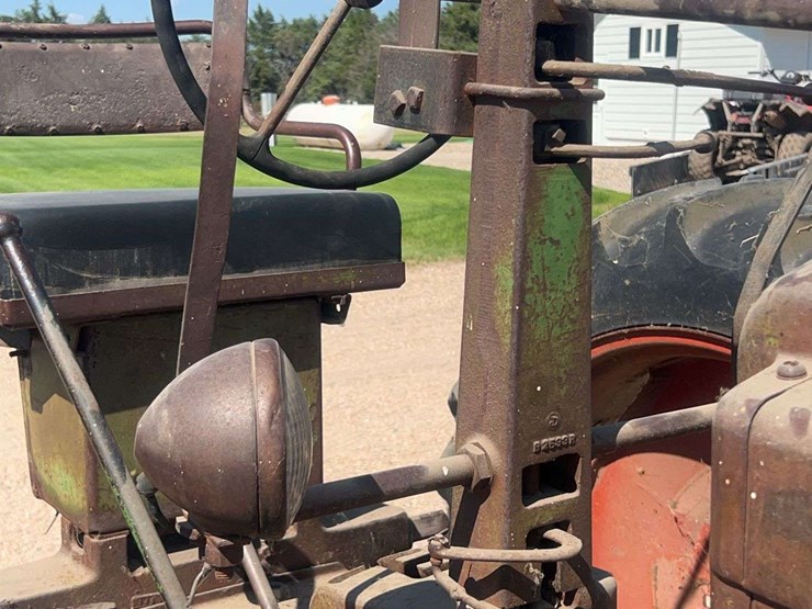 john-deere-model-b-image-26