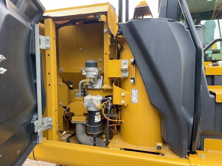 2021-caterpillar-313gc-image-35