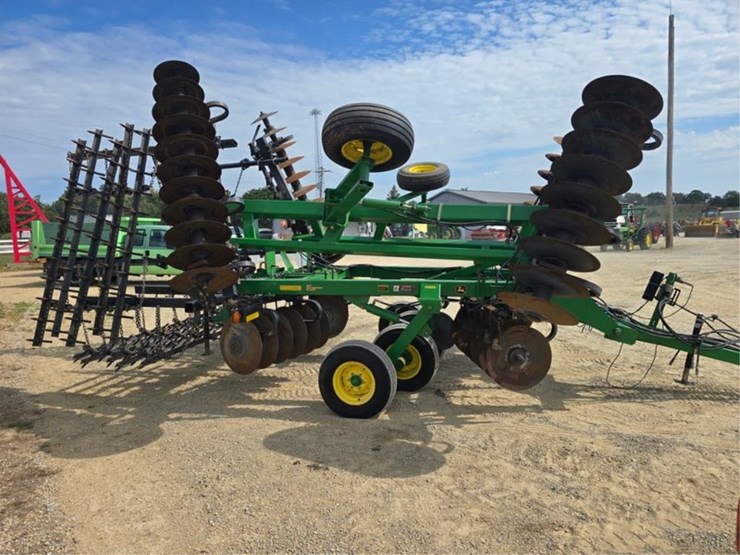 john-deere-637-image-9
