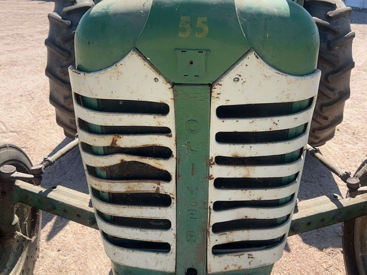 1955-oliver-super-55-image-9