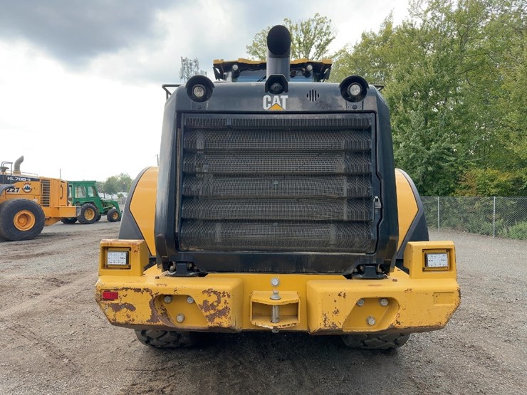 2017-caterpillar-966m-image-4