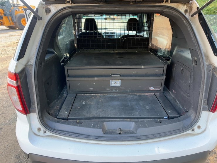 2013-ford-explorer-image-13