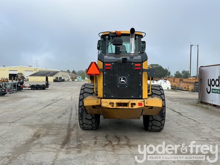 2015-deere-644k-image-4