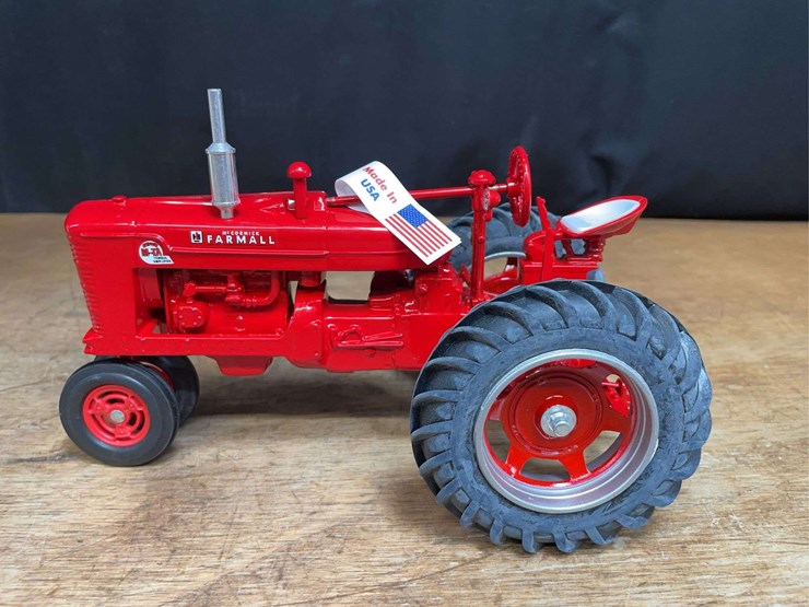 1/16-farmall-super-m-ta-nib-sm-image-3