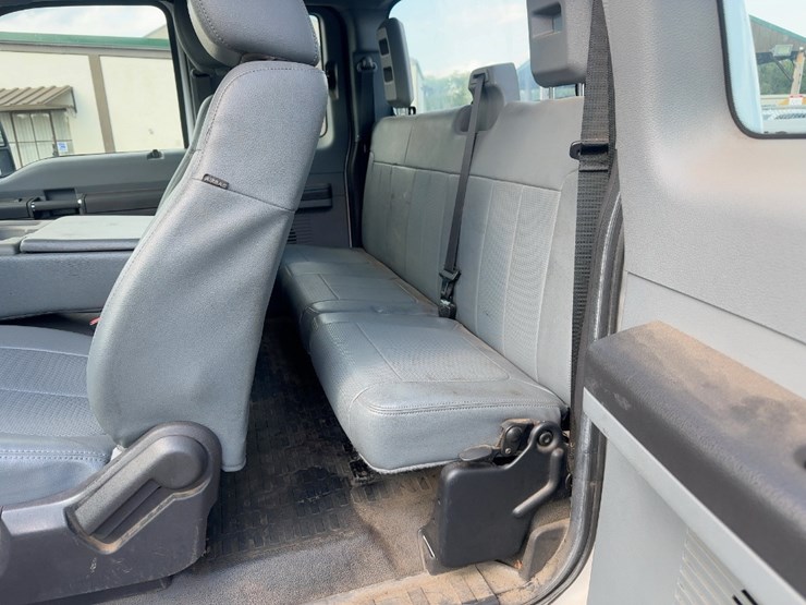 2016-ford-f250-xl-image-15