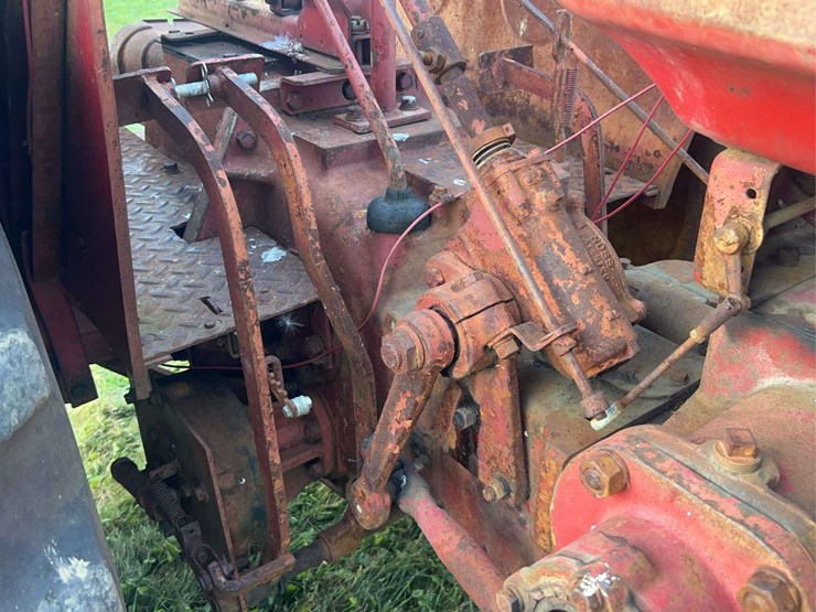 massey-ferguson-55-image-30