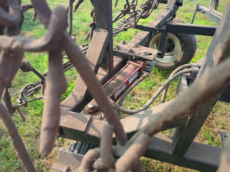 coil-chain-harrow--with-hydraulic-lift,-pull-type-hitch-image-8