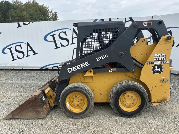 deere-318g-image-2
