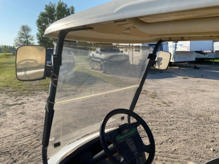 club-car-golf-cart-w/canopy,-front-windshield,-image-16