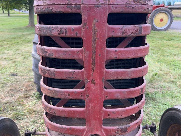 massey-ferguson-22-image-9