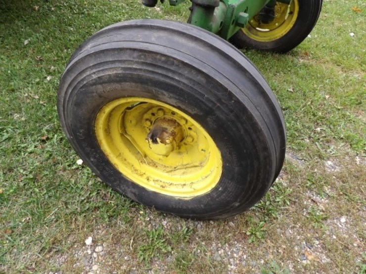 john-deere-620-image-31