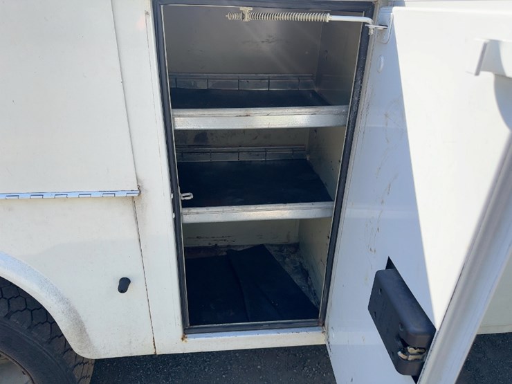 2019-ford-f550-xl-image-28