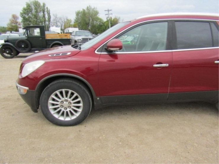 2010-buick-enclave-cxl-image-11