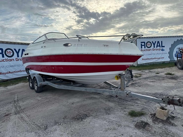 2009-mariah-sc23-23ft.-cabin-cruiser-with-t/a-boat-trailer-image-2