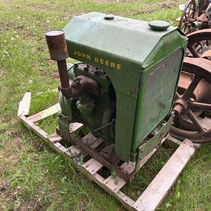 JOHN DEERE LUC