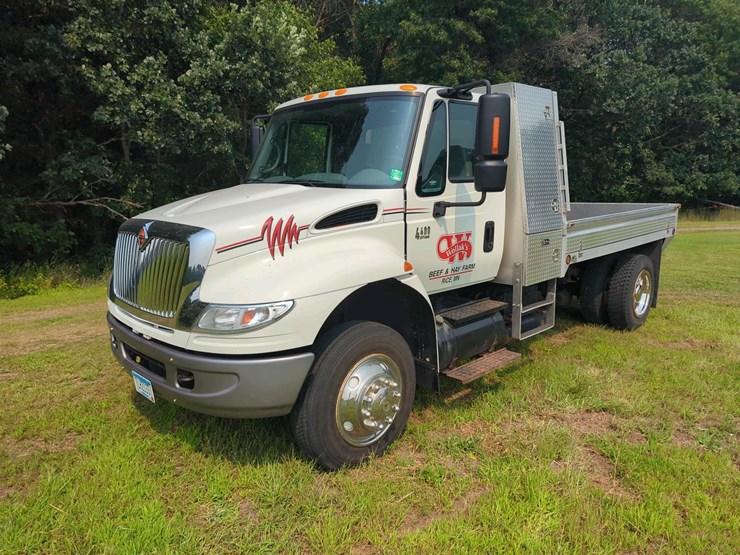 international-durastar-4400-image-2