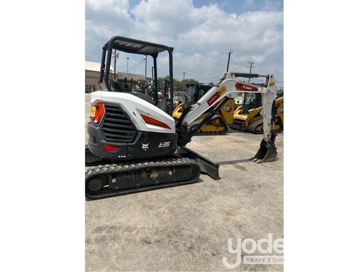 2022-bobcat-e35-image-3