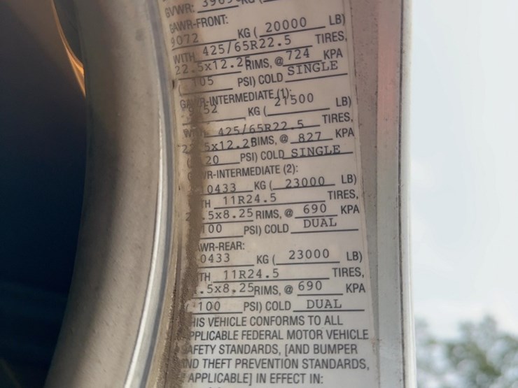 2018-kenworth-t800-image-40