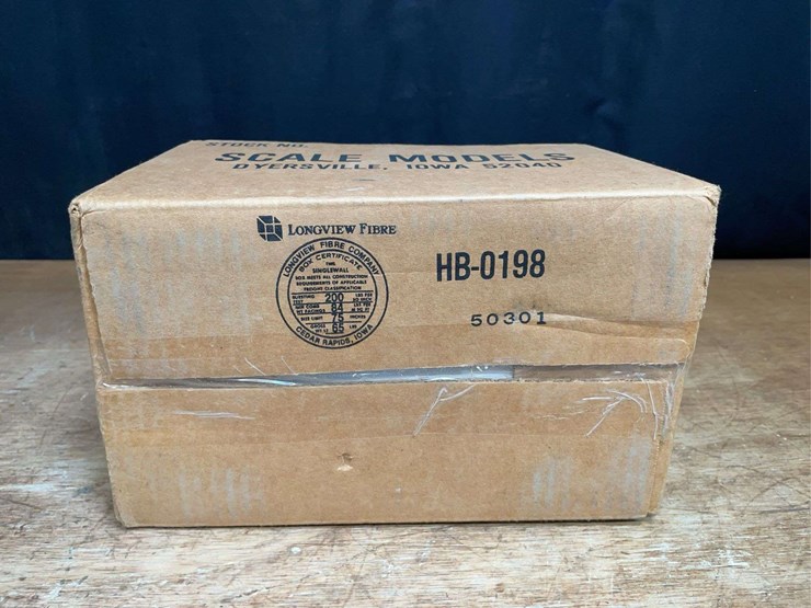 1/16-ih-656-gold-demostrator-2001-ontario-nib-sm-image-17