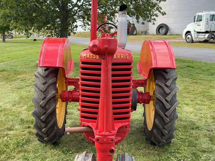massey-harris-challenger-image-14