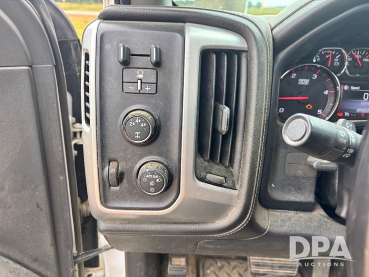 2015-gmc-sierra-2500hd-image-85