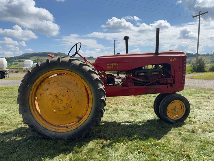 massey-ferguson-44-image-7