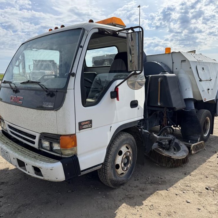 2003 GMC W4500