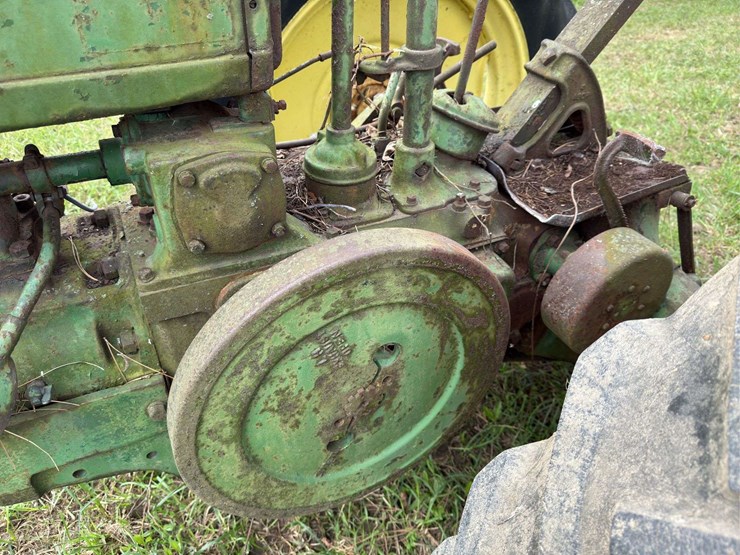 john-deere-model-b-image-13
