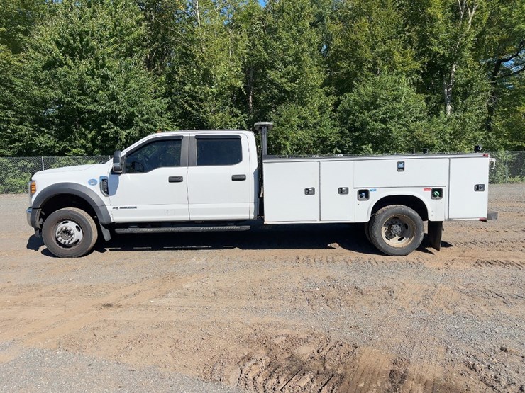 2019-ford-f550-xl-image-2
