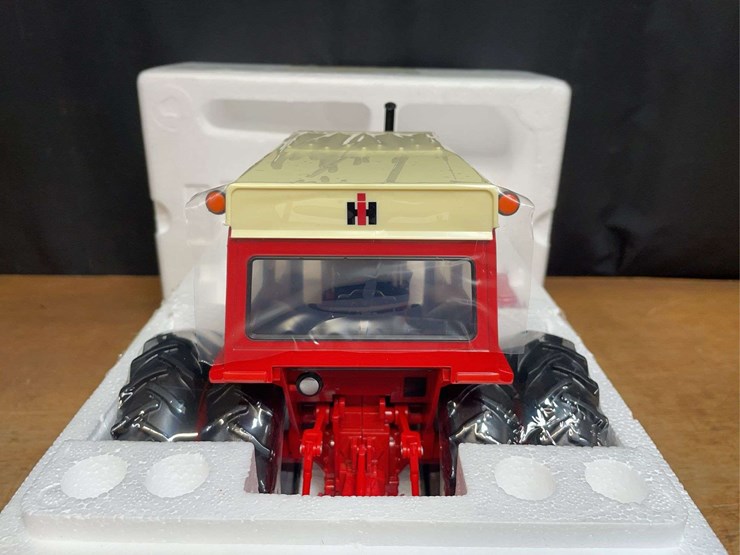 1/16-ih-1066-2006-ttt-nib-ertl-image-7