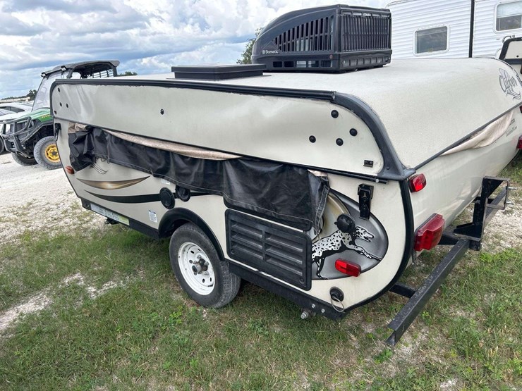 2016-clipper-sport-106-17ft-s/a-pop-up-camper-image-3