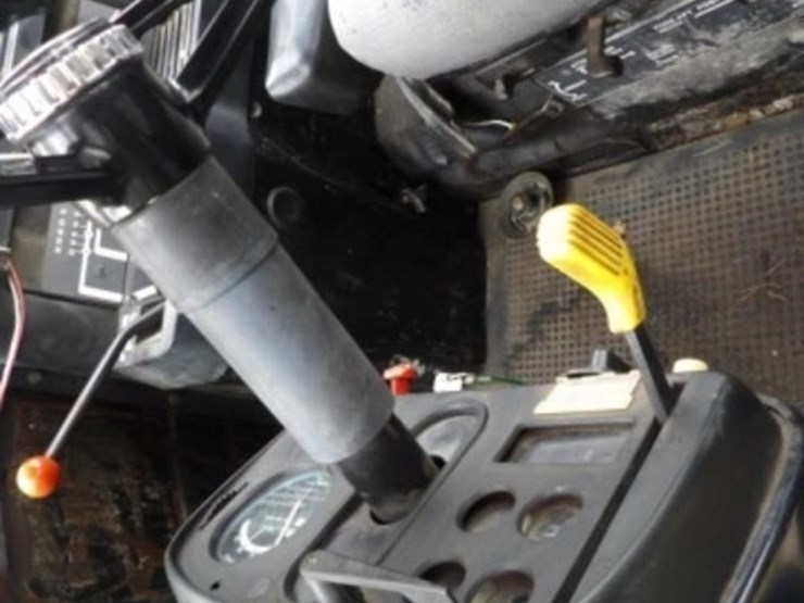 1981-john-deere-8440-image-68