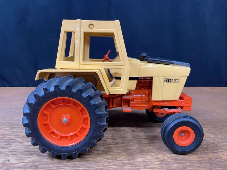 1/16-case-1370-ertl-image-7