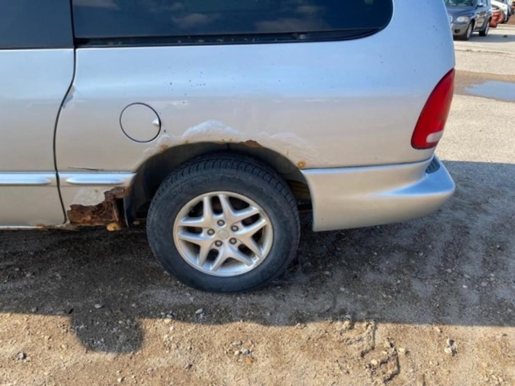 2000-dodge-grand-caravan-image-12