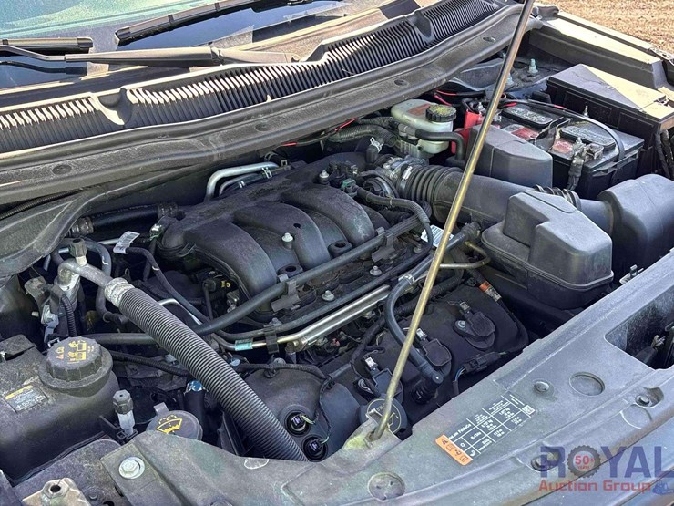 2017-ford-explorer-image-9