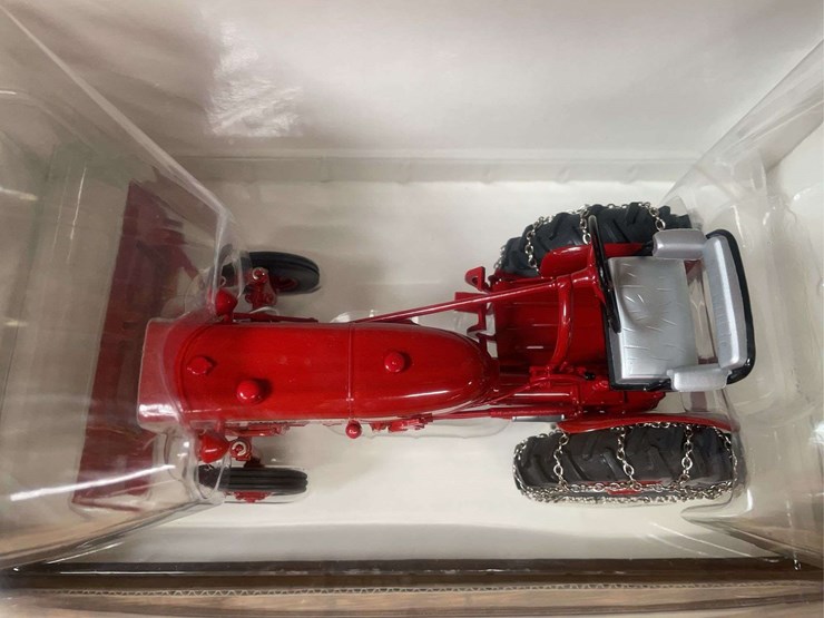 1/16-farmall-cub-w/blade-nib-sc-image-8