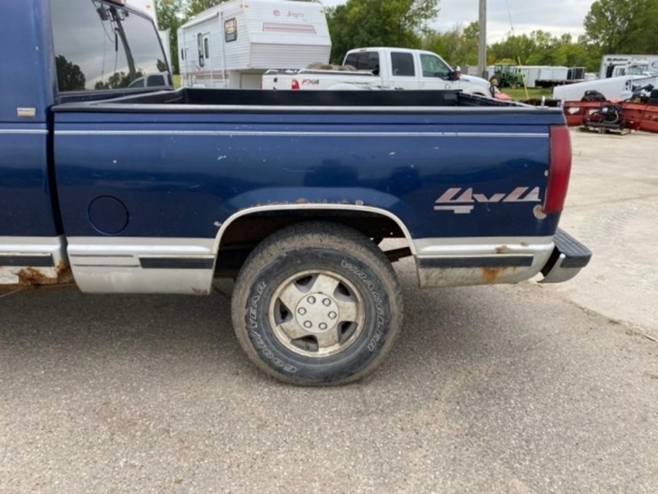 1995-chevy-silverado-1500-5.7l-v8,-auto,-ext.-cab-image-12