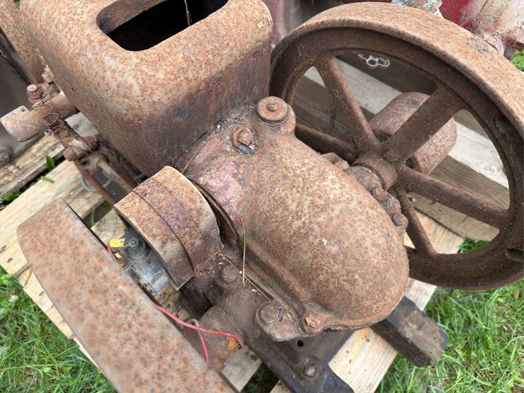 john-deere-5hp-image-7