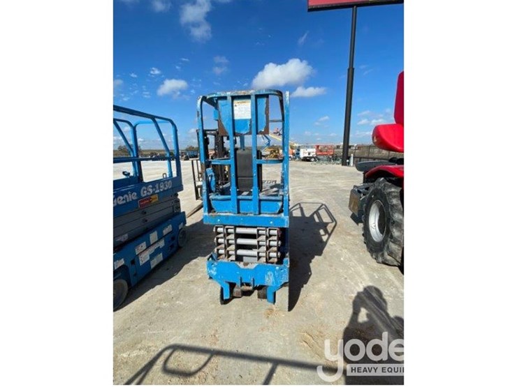 2016-genie-gs1930-image-2