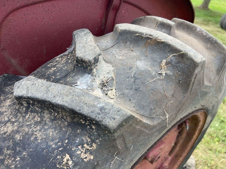 massey-ferguson-22-image-45