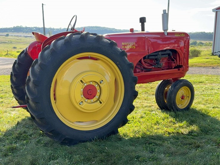 massey-ferguson-101-image-8