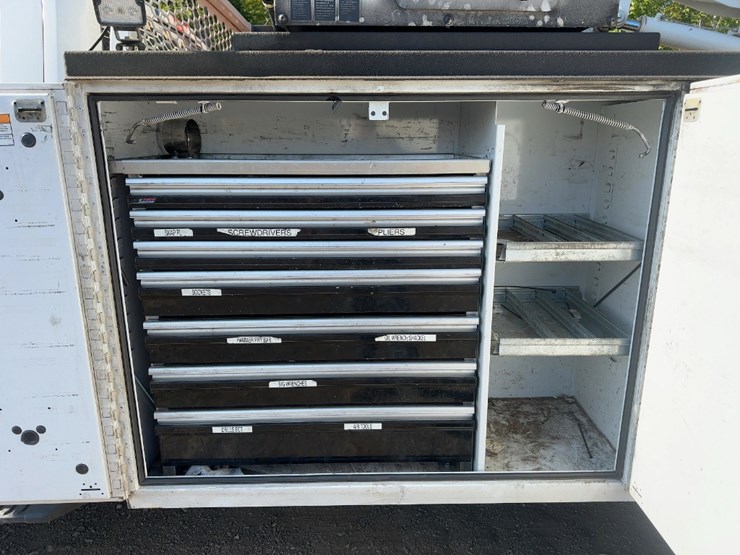 2019-ford-f550-xl-image-14