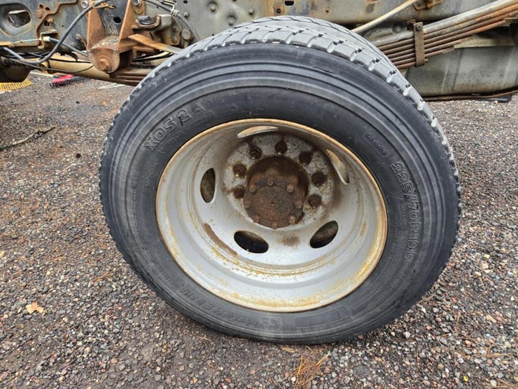 2010-ford-f550-image-62