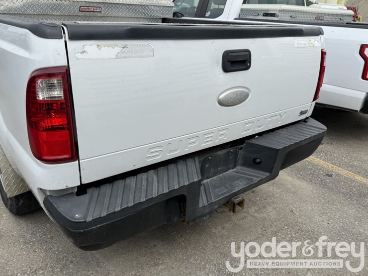2011-ford-f250-image-3