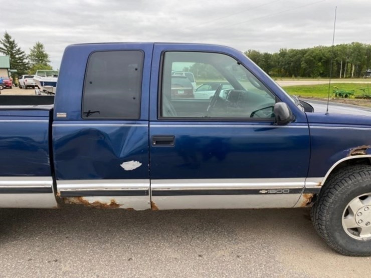 1995-chevy-silverado-1500-5.7l-v8,-auto,-ext.-cab-image-7